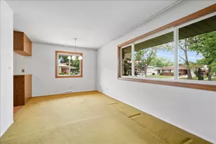 536 Farthing Ln, Des Plaines, IL 60016 - Photo 5