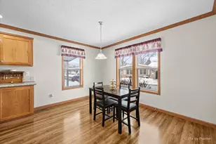 173 Northshore Rd, Elgin, IL 60123 - Photo 11