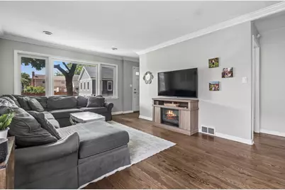 7738 W Clarence Avenue, Chicago, IL 60631 - Photo 5