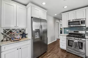 7738 W Clarence Ave, Chicago, IL 60631 - Photo 7