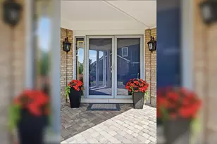 1500 Pine View Ct, Darien, IL 60561 - Photo 3