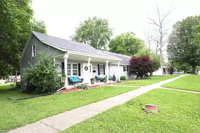 230 Fairfax Street, Carlyle, IL 62231 - Photo 3