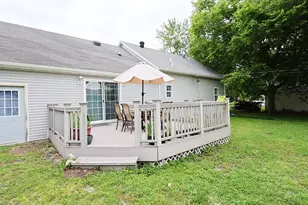 230 Fairfax St, Carlyle, IL 62231 - Photo 25