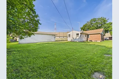 8133 S 85th Court, Justice, IL 60458 - Photo 15