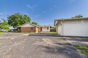 8133 S 85th Ct, Justice, IL 60458 - Photo 19