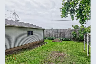 215 Desoto Street, Ottawa, IL 61350 - Photo 19