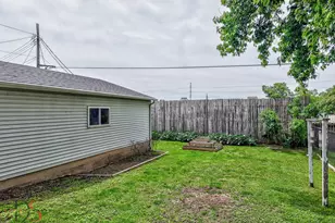 215 De Soto St, Ottawa, IL 61350 - Photo 19