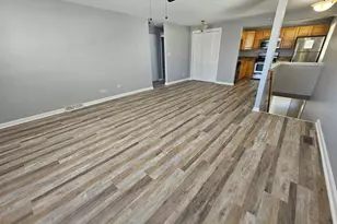 134 Shattuck Ct, Schaumburg, IL 60194 - Photo 7