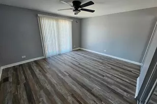 134 Shattuck Ct, Schaumburg, IL 60194 - Photo 9