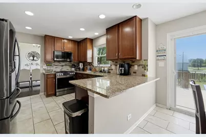 791 Brookline Street, South Elgin, IL 60177 - Photo 9