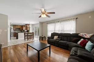 791 Brookline St, South Elgin, IL 60177 - Photo 13