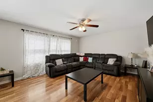 791 Brookline St, South Elgin, IL 60177 - Photo 11