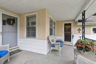 3607 W Clover Ave, McHenry, IL 60050 - Photo 5