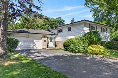 908 S Arlington Heights Road, Arlington Heights, IL 60005 - Photo 1