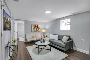 8030 S Constance Ave, Chicago, IL 60617 - Photo 25