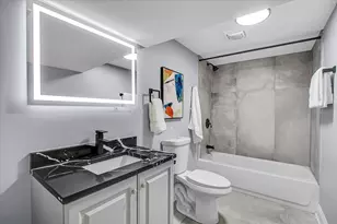 8030 S Constance Ave, Chicago, IL 60617 - Photo 33