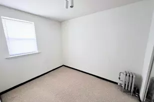 3933 N Clarendon Ave, Chicago, IL 60613 - Photo 7