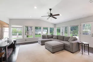 606 Country Club Dr, Itasca, IL 60143 - Photo 11