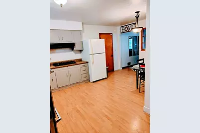 2416 Ashland Avenue, Rockford, IL 61101 - Photo 9