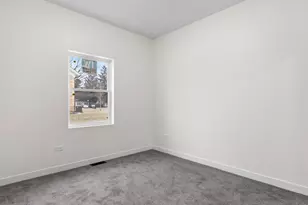 17 W Dearborn St, Plano, IL 60545 - Photo 9