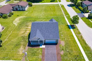 17 W Dearborn St, Plano, IL 60545 - Photo 23