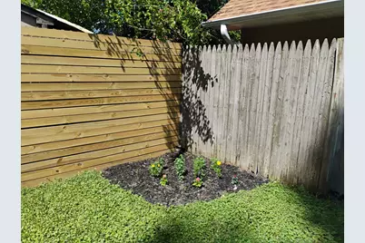1608 11th Street, Waukegan, IL 60085 - Photo 15