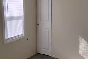 1608 11th St, Waukegan, IL 60085 - Photo 11