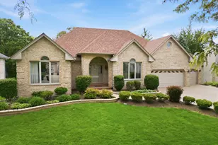10735 Christopher Dr, Lemont, IL 60439 - Photo 3