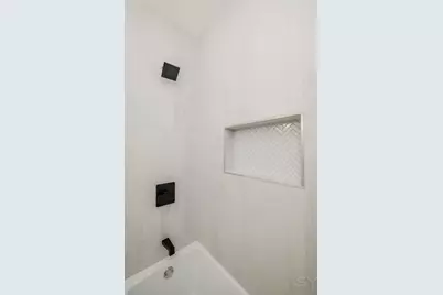 544 N Lawndale Avenue, Chicago, IL 60624 - Photo 25