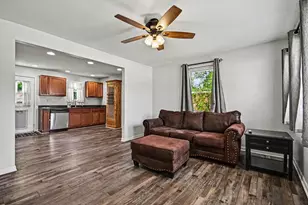 401 S East St, Wilmington, IL 60481 - Photo 7