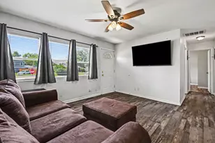 401 S East St, Wilmington, IL 60481 - Photo 5