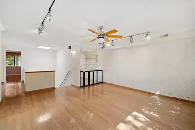 137 Avon Road, Northbrook, IL 60062 - Photo 11