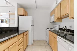 5854 N Kenmore Ave, Chicago, IL 60660 - Photo 9