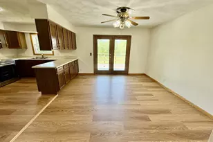24508 Co Hwy 28, Kewanee, IL 61443 - Photo 17