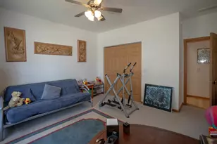 212 Rodeo Dr, Grayslake, IL 60030 - Photo 25
