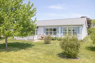 212 Rodeo Dr, Grayslake, IL 60030 - Photo 3