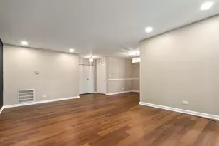 9144 Clairmont Ct, Orland Park, IL 60462 - Photo 17