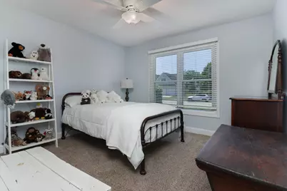 2402 Sanford Lane, Normal, IL 61761 - Photo 27