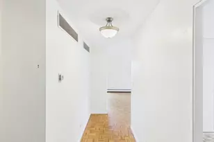 1310 N Ritchie Ct, Chicago, IL 60610 - Photo 31