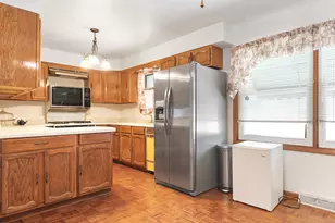 1306 E 88th Pl, Chicago, IL 60619 - Photo 5