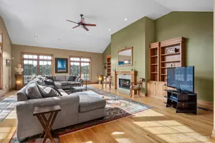 2917 Fox Knoll Ct, Johnsburg, IL 60051 - Photo 15