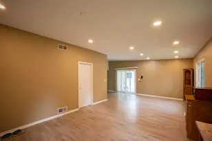 125 Cheri Ln, Antioch, IL 60002 - Photo 23
