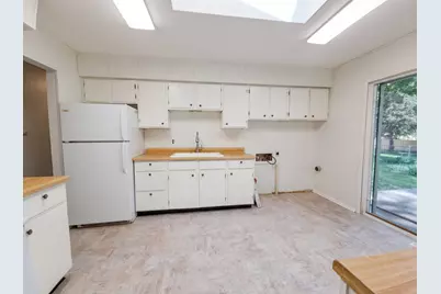 400 Phyllis Avenue, Rochelle, IL 61068 - Photo 7