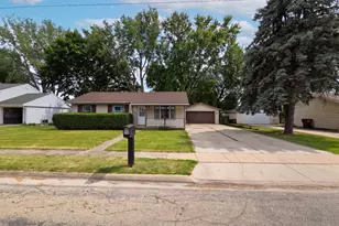 400 Phyllis Ave, Rochelle, IL 61068 - Photo 19