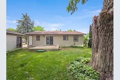 400 Phyllis Avenue, Rochelle, IL 61068 - Photo 5