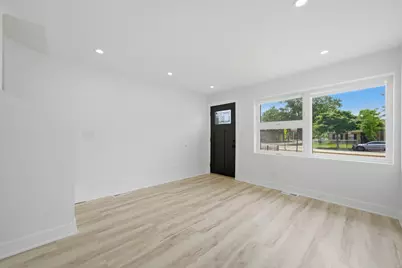 1034 W 87th Street #B, Chicago, IL 60620 - Photo 3