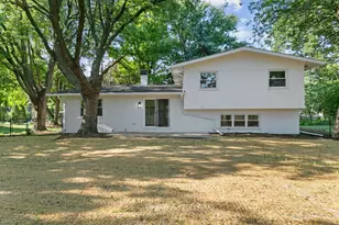 28W555 Leverenz Rd, Naperville, IL 60564 - Photo 21