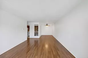 3237 S Manor Dr, Lansing, IL 60438 - Photo 9