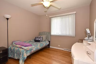 861 S Hawthorne Avenue, Elmhurst, IL 60126 - Photo 3