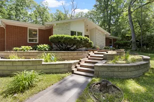 822 Lakewood, Rockford, IL 61102 - Photo 1